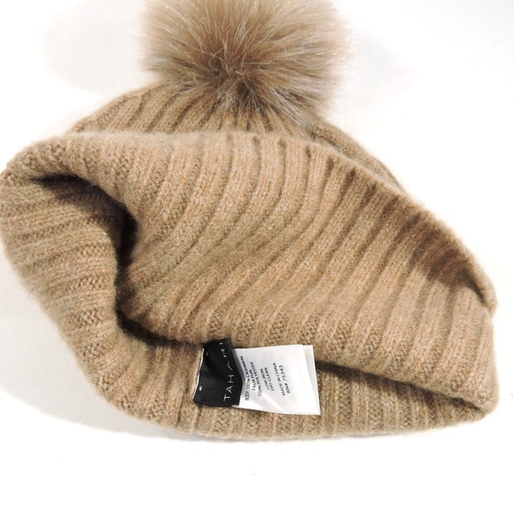 TAHARI ⚜ WOMEN\'S BROWN POMPOM WINTER HAT